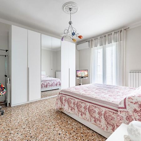 La Fenice Mestre Apartment Экстерьер фото