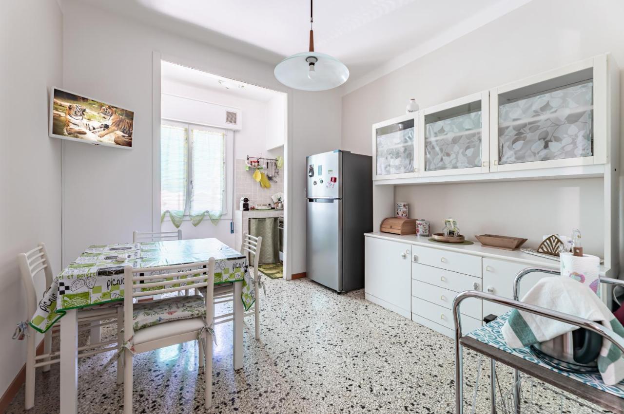 La Fenice Mestre Apartment Экстерьер фото
