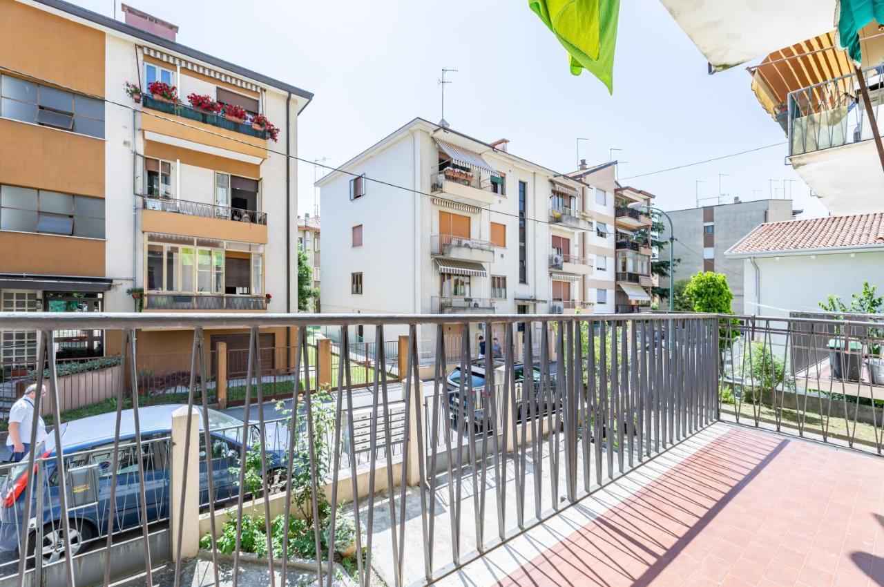 La Fenice Mestre Apartment Экстерьер фото